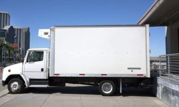 chiller truck for rent