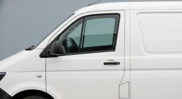 van rental abu dhbai